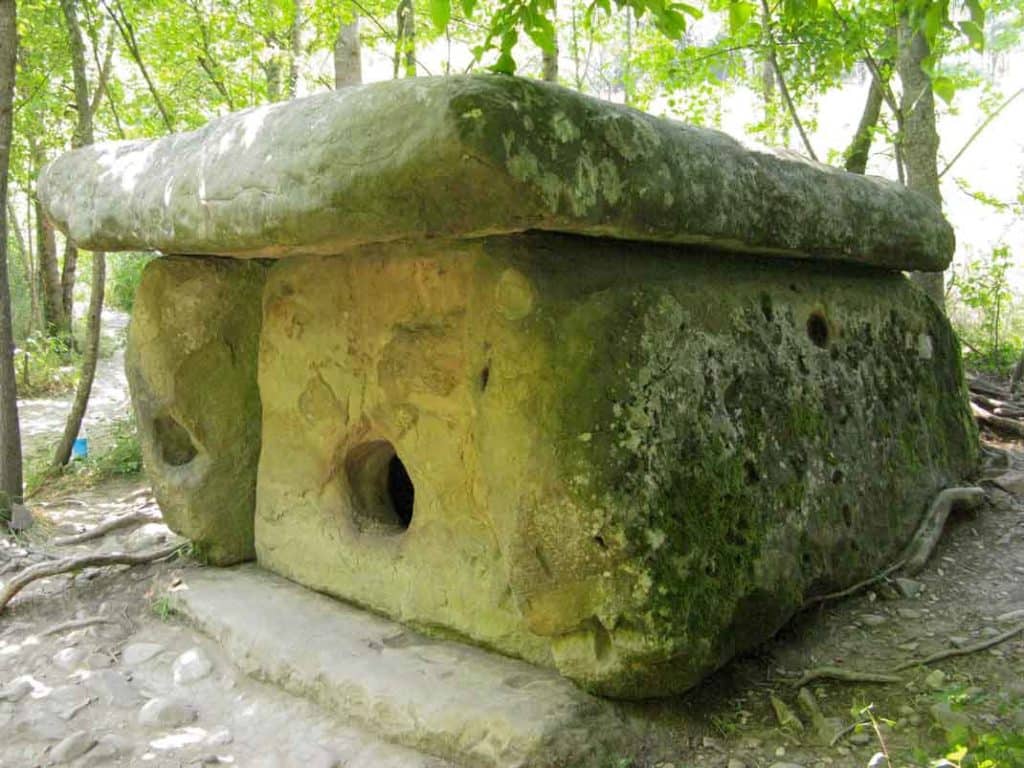 How to see the Porthole Dolmens of Russia’s Caucasus MikePole