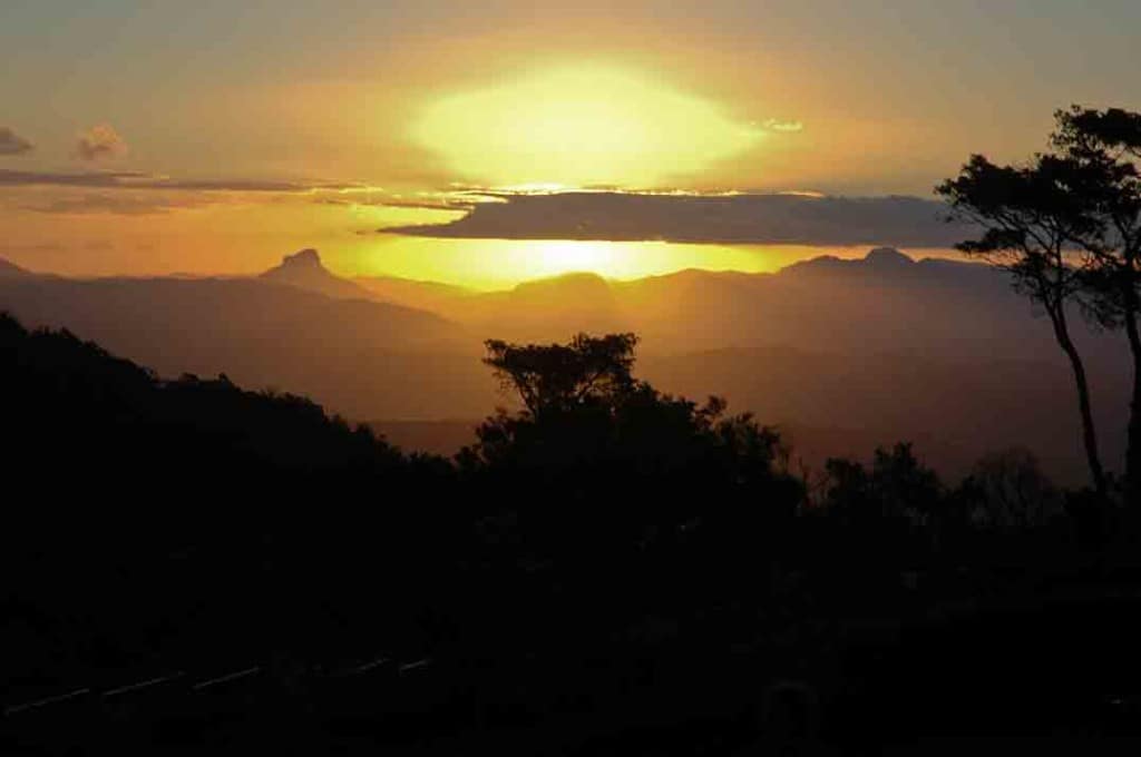 Sunset from O'Reilly's. Canungra is down and off to the right.