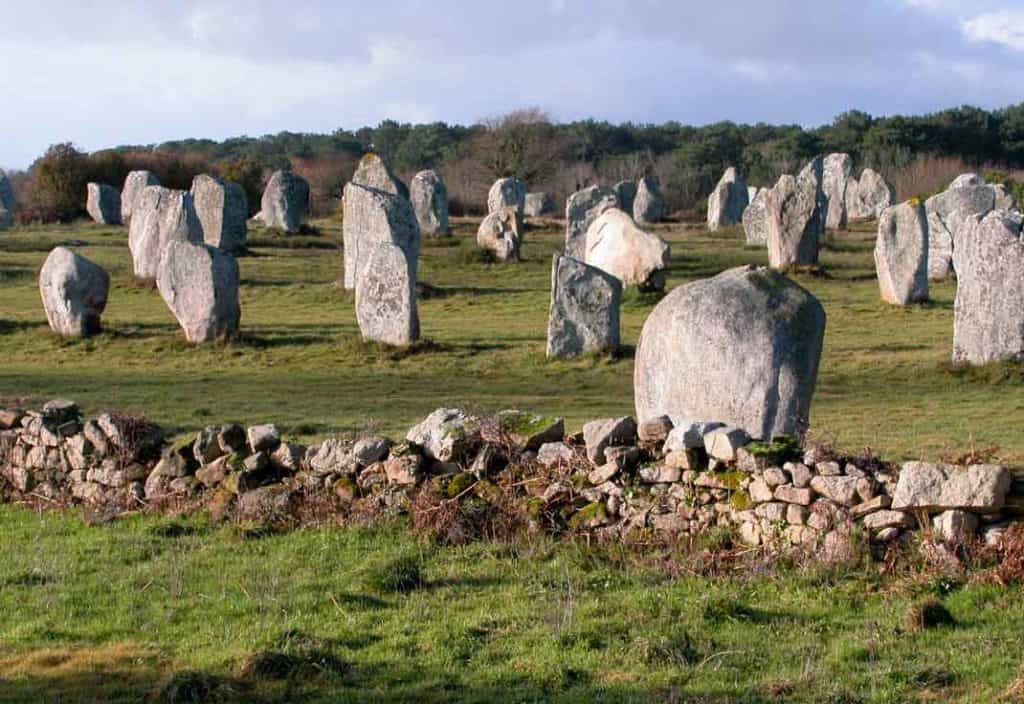 Rows of standing stones at Carnac- artificial songlines.